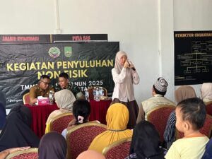 Gandeng Puskesmas Sambau, Satgas TMMD 125 Kodim 0316/Batam Lakukan Penyuluhan KB Kesehatan dan Stunting