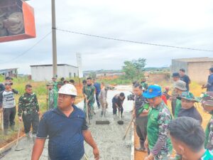 Kejar Target  Hari ke-24, Satgas TMMD 125 Rampungkan 89 Persen Pengecoran Jalan